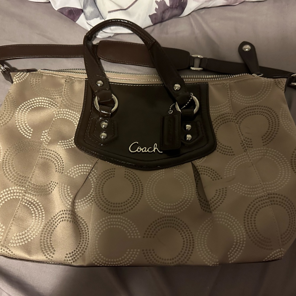 Coach Ashley Dotted C Signature Shoulder snag
